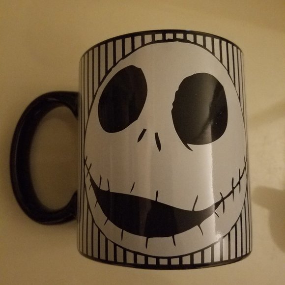 The Nightmare Before Christmas Mug - 20 Ounce Mug - Picture 1 of 4